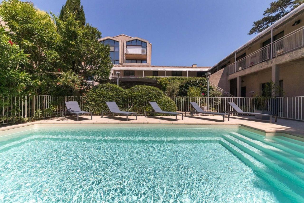 Hotel Cantosorgue LʼIsle-sur-la-Sorgue Екстериор снимка