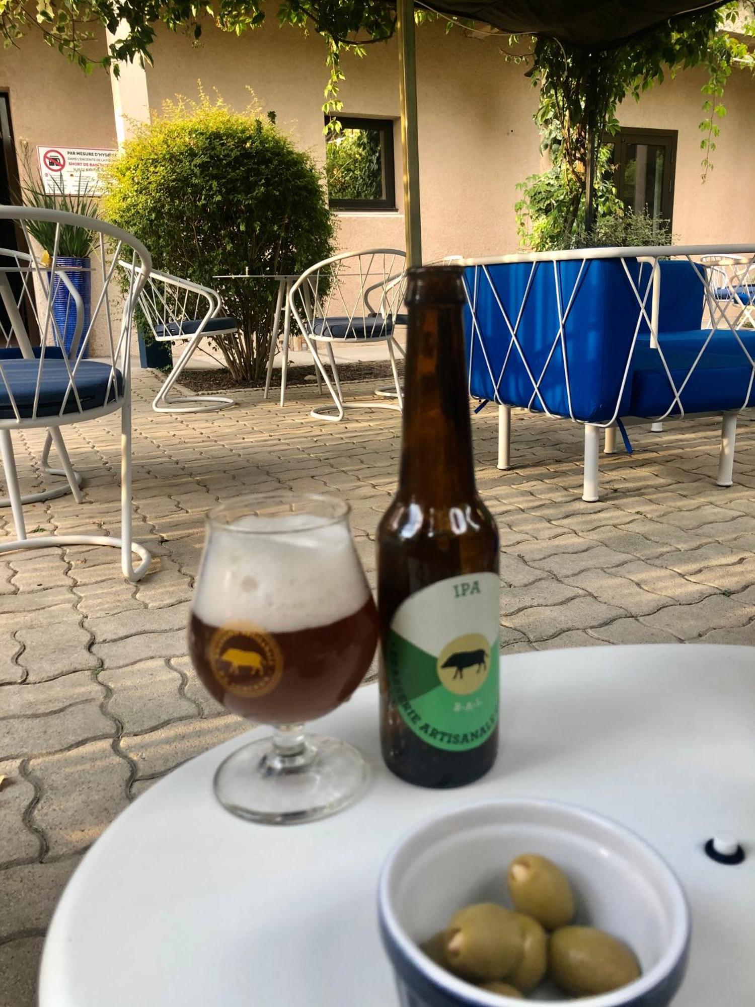 Hotel Cantosorgue LʼIsle-sur-la-Sorgue Екстериор снимка