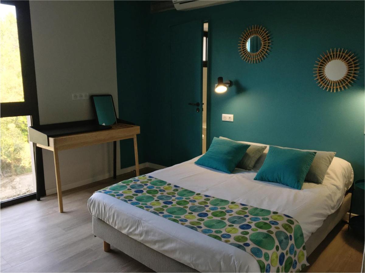 Hotel Cantosorgue LʼIsle-sur-la-Sorgue Екстериор снимка