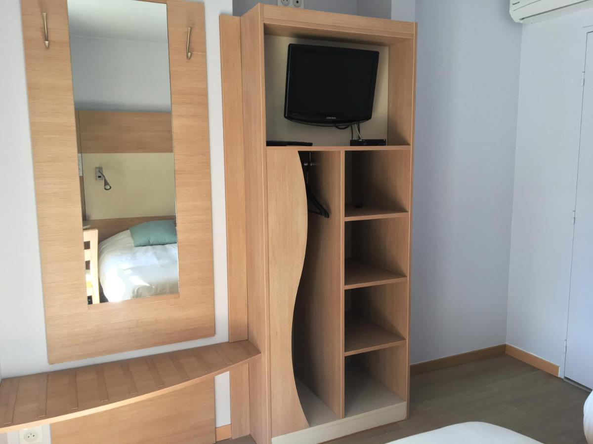 Hotel Cantosorgue LʼIsle-sur-la-Sorgue Екстериор снимка